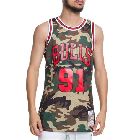 MITCHELL & NESS CHICAGO BULLS JERSEY SMJYCAMO-CBUNG181061DRD97 - Karmaloop