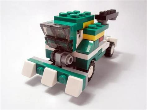 LEGO MOC 6910 Combine Harvester by PeterSzabo | Rebrickable - Build ...