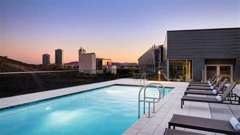 Hotel Close to ASU Tempe | AC Hotel Phoenix Tempe/Downtown