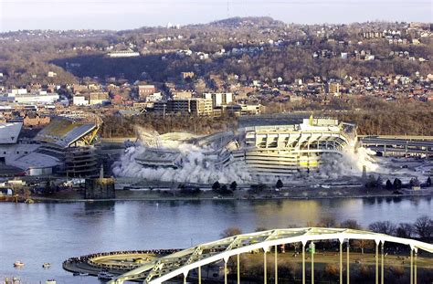 Three Rivers Stadium: 1970-2001 - 13MLB: Stadium Demolition - ESPN