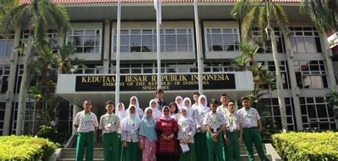 Grade 8 visited Indonesian Embassy in Singapore – Mutiara Harapan Islamic School