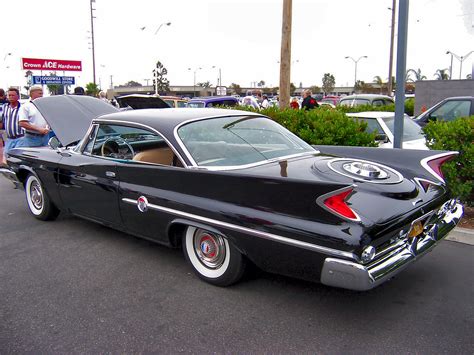 1961 Chrysler 300 - Information and photos - MOMENTcar