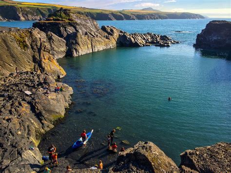 The Blue Lagoon, Abereiddy, Pembrokeshire, Wales, Best places to visit in the UK - GoVisity.com