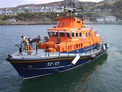 UK HM Coastguard | Pilot boats, Tug boats, Coast guard rescue