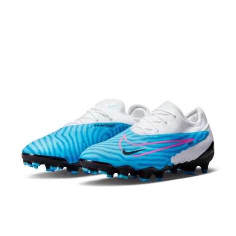 Nike Phantom GX Pro FG - SoccerWorld - SoccerWorld