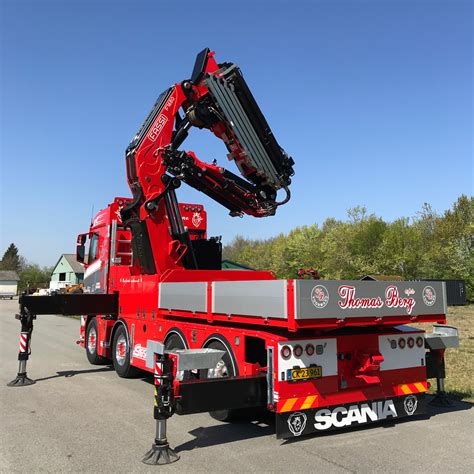 With Fassi, cranes embody efficiency in all working conditions - Fassi ...