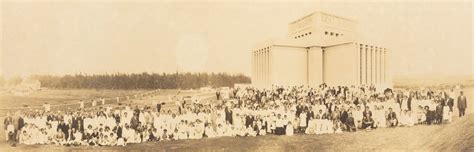 Searching for the Hawaii Temple Dedication Photos