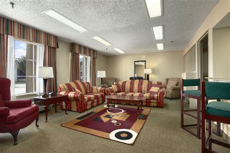 Super 8 by Wyndham New Iberia | New Iberia, LA Hotels