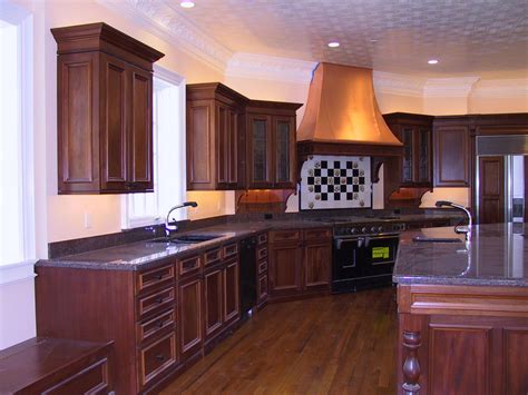 Kitchen Cabinets Mahogany : 20 Stunning Kitchen Design Ideas With Mahogany Cabinets / Mahogany ...