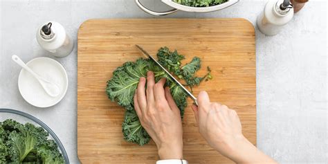 SFB Soloist Jennifer Stahl's Crunchy Kale Recipe