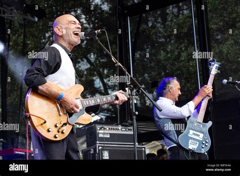 Marmalade band hi-res stock photography and images - Alamy