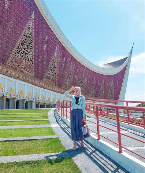 10 Unique Mosques In Indonesia (Masjid Di Indonesia) For Spiritual Trips