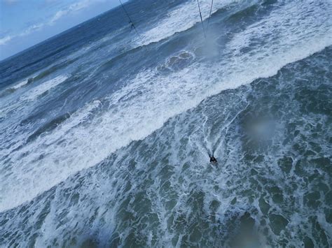 Peter's kitesurfing blog: Kitesurfing Inverloch main beach in big surf