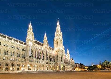 City hall at night, Vienna, Austria stock photo