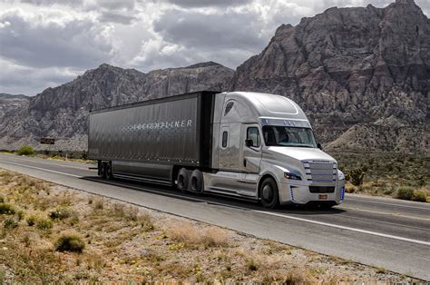 Freightliner Inspiration Autonomous Semi Truck Hits Nevada Roads