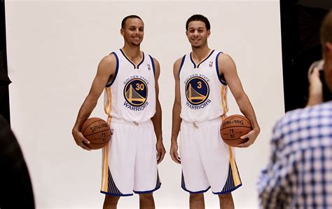 Curry brothers: No shortage of shooting skills