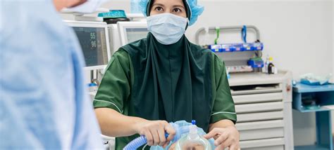 What Is a Nurse Anesthetist? And How to Become One | Coursera