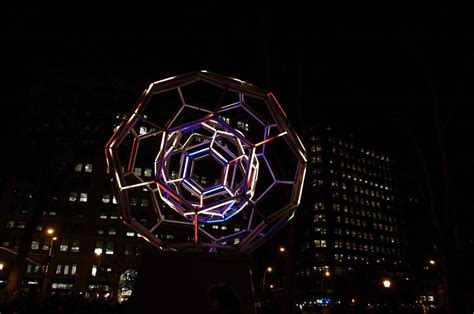 Vivere a New York - A Life in New York: Installazione a Madison Square Park - Art Installation ...