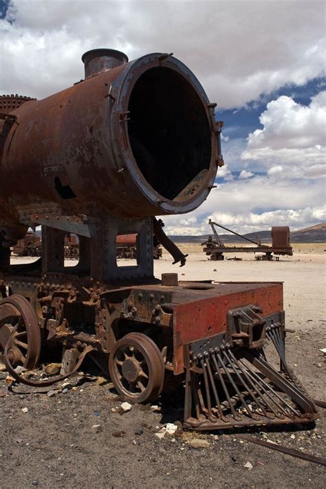 UYUNI – Bolivia’s train cemetery | Uyuni bolivia, Cemetery, Abandoned ...