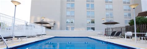 Pittsburgh Airport Hotels in Coraopolis, PA | Sheraton Pittsburgh ...