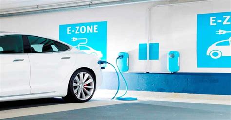 Tesla Model 3 retains almost 90% of its value over three years - E-Mobility Simplified | Basics ...