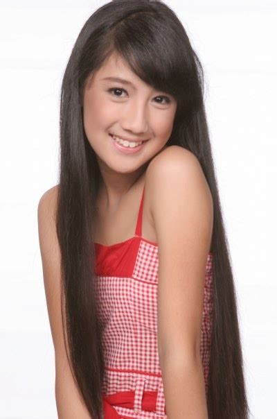 Tamara Tyasmara Profil - RUMAH FOTO ARTIS