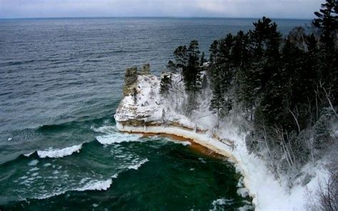 Pictured Rocks...Winter on Lake Superior Ann Arbor, Monte Kilimanjaro, Monte Roraima, Munising ...