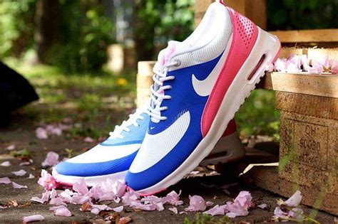 Nike Air Max Thea (Game Royal/Pink Glow) - Sneaker Freaker