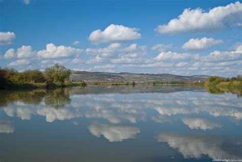 River Sky – FREEBigPictures.com