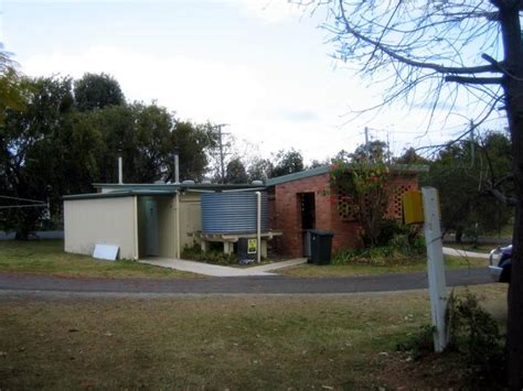 Murgon Caravan Park - Murgon Amenities block and laundry