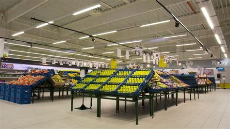 Best Supermarket lighting Solutions - UPSHINE Lighting