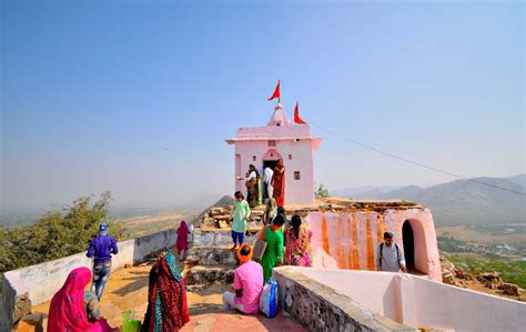 Savitri Temple Pushkar | Savitri Temple timings, photos, address