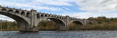 delaware river viaduct (abandoned rail bridge at delaware water gap ...