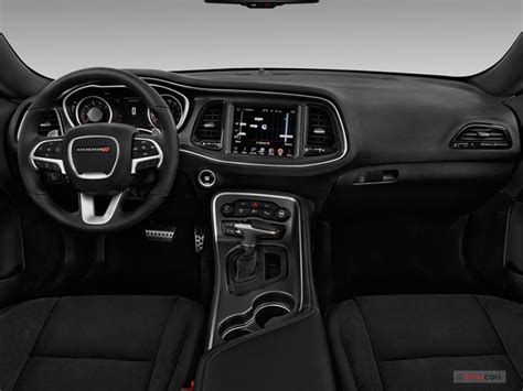 2018 Dodge Challenger Interior | U.S. News & World Report