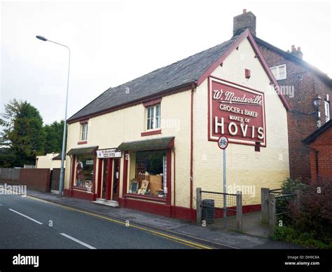 W.Mandeville Hovis bakery shop in Holmes Chapel Cheshire UK Stock Photo: 62287466 - Alamy