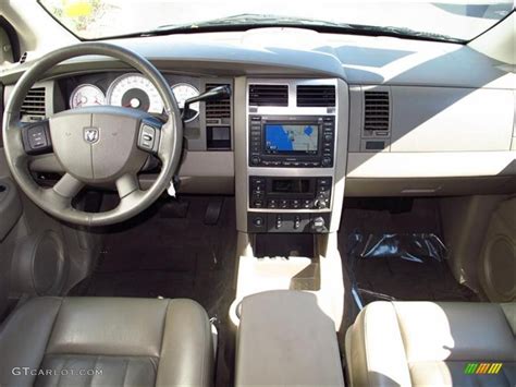 2006 Dodge Durango Limited Interior Color Photos | GTCarLot.com