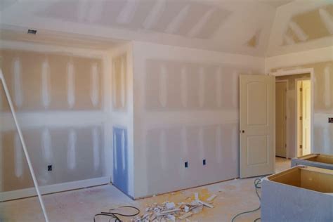 How to Reduce Dust When Sanding Drywall