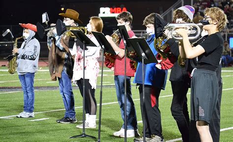 Blackhawk Band performs