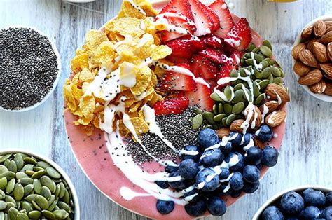 11 Breakfast Smoothie Bowls That Will Make You Feel Amazing