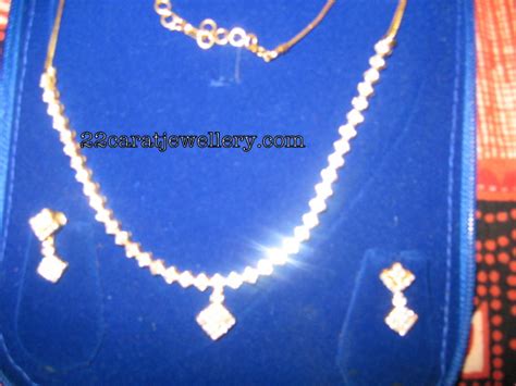 Diamond Necklace Set 3 - Jewellery Designs