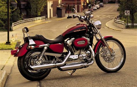 HARLEY-DAVIDSON 883 Custom (2005-2006) Specs, Performance & Photos ...