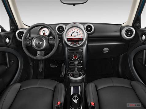 2014 MINI Cooper Countryman Interior | U.S. News & World Report