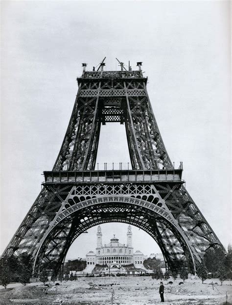 Pin by Tasia Youngstrom on Historical pictures | Eiffel tower, Old ...