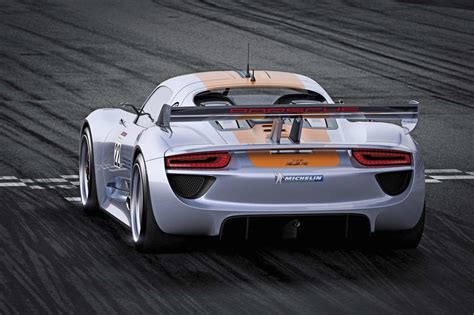 Porsche 918 RSR - Photos, Video and Information