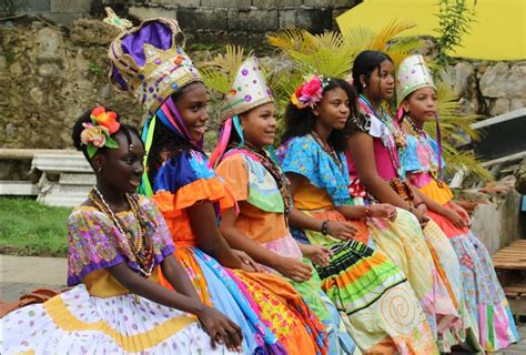 Valor y tradición del Festival de la Pollera Congo