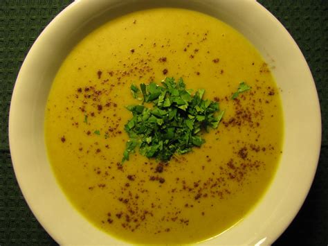 Soups of the Commonwealth: The Bahamas - Curried Plantain Soup