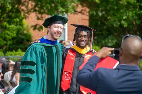 Class of 2022 undergraduates recognized at University of Lynchburg Commencement – University of ...