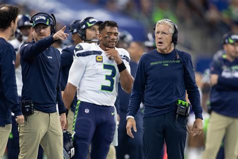 The Challenge of Russell Wilson in Seattle Seahawks' 2021 Offense ...