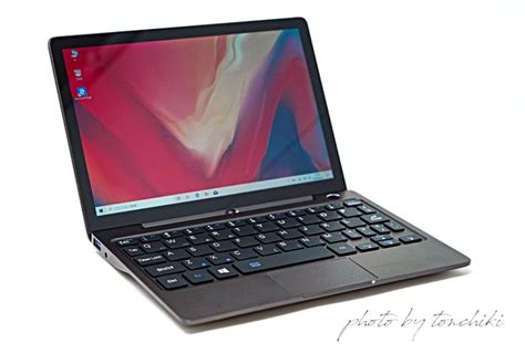 GPD P2 Max 実機レビュー 機能性を高めた 8.9インチ、650g、世界最小 Ultrabookの実力をチェック！│とんちき録