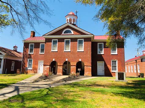 Sussex County Courthouse in Sussex, Virginia. Paul Chandler April 2019 ...